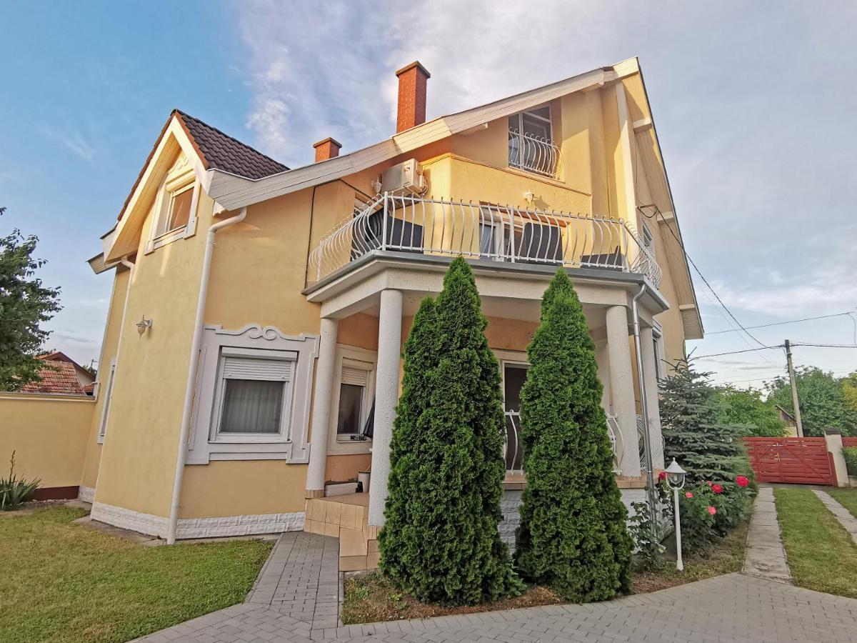 Magic Holiday Vendeghaz Hajduszoboszlo Exterior photo